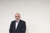 თბილისის მერმა სამგორის რაიონის გამგებლობის კანდიდატად კახა სამხარაძე წარადგინა