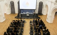 კობა გვენეტაძემ კავკასიის ეკონომიკის სკოლის სტუდენტებისთვის საჯარო ლექცია გამართა