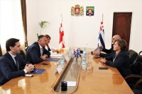 ზურაბ პატარაძე ჩრდილოეთ ეგეოსის რეგიონის გუბერნატორს ქრისტიანა კალოგირუს შეხვდა