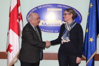ვახტანგ ყოლბაია ფონდ „მოძრაობა შიმშილის წინააღმდეგ“ რეგიონალურ დირექტორ შეხვდა
