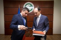 ლევან დავითაშვილი ლუპჩო ნიკოლოვსკის შეხვდა
