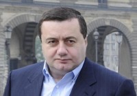 ვანო ჩხარტიშვილი: მამუკა ხაზარაძე ურცხვად ტყუის