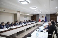 მთავრობა და საბანკო სექტორი ტურისტული სექტორის მხარდასაჭერად კოორდინირებულ ნაბიჯებს გადადგამენ