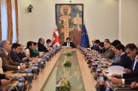 უმრავლესობაში ორი ახალი ფრაქციის შექმნას პარლამენტის ბიურომ მხარი დაუჭირა