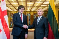 პარლამენტის თავმჯდომარემ ლიეტუვაში ვიზიტი დაიწყო