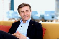 ბიძინა ივანიშვილი: ბევრი კანდიდატი გვყავს, ვინც პირველივე ტურში გამარჯვებას მოახერხებს