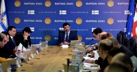 კახა კალაძემ მოსახლეობას დამდეგი შობა-ახალი წელი მიულოცა