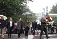 აფხაზეთის ხელისუფლებამ უცნობი ჯარისკაცის საფლავი გვირგვინით შეამკო