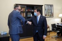 არჩილ თალაკვაძე დიდი ბრიტანეთისა და ჩრდილოეთ ირლანდიის გაერთიანებული სამეფოს ახლადდანიშნულ ელჩს შეხვდა