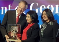 სალომე ზურაბიშვილს ისრაელის სახელმწიფოსადმი თანადგომისა და მეგობრობისათვის „სიონის მეგობართა ორგანიზაციის“ უმაღლესი ჯილდო გადასცეს სალომე ზურაბიშვილს ისრაელის სახელმწიფოსადმი თანადგომისა და მეგობრობისათვის „სიონის მეგობართა ორგანიზაციის“ უმაღლესი ჯილდო გადასცეს