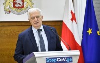 ამირან გამყრელიძე ვაქცინაციაზე: ვმუშაობთ COVAX პლატფორმასთან და ამავდროულად, საბჭოს დავალებით რამდენიმე კომპანიასთან პირდაპირ შესყიდვებზე ვმუშაობთ