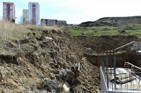 მერია ზღვის უბნის მეოთხე მიკრორაიონში მეწყერსაშიშ ზონაში კორპუსების პრობლემებს მოაგვარებს 