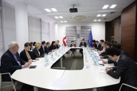 გიორგი გახარია: დისკუსია ნარკოპოლიტიკის თემაზე დროში გახანგრძლივდა და ეს არ ეხმარება მდგომარეობის გაუმჯობესებას