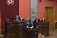 პარლამენტში "სასოფლო-სამეურნეო დანიშნულების მიწის საკუთრების შესახებ" კანონპროექტს მხარი დაუჭირეს
