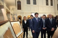 კახა კალაძე თბილისის საკრებულოში დედაენის დღისადმი მიძღვნილ ღონისძიებას დაესწრო