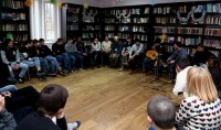 იუმორისტული შოუს წევრები და ჯგუფი „რეზო და ბავშვები“ არასრულწლოვანთა დაწესებულებაში იმყოფებოდნენ