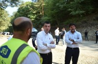 „ქართული ოცნების“ ლიდერები ძამას ხეობაში გზის სამშენებლო სამუშაოების მიმდინარეობას გაეცნენ