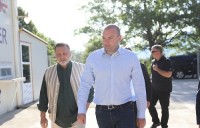 პრემიერმა ამბროლაურში სახელმწიფო პროგრამის - „აწარმოე საქართველოში“ ფარგლებში აშენებული მტკნარი წყლის საწარმო დაათვალიერა