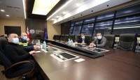 პრემიერის დავალებით, კონსტანტინე ანანიაშვილმა უამინდობის გამო, რეგიონების სახელმწიფო რწმუნებულებთან სამუშაო შეხვედრა გამართა