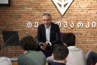 მიხეილ ბატიაშვილი მოსწავლეებს: თქვენ ხართ ჩვენი ქვეყნის „ოქროს ფონდი“,  ყველაზე ძვირფასი, რაც გაგვაჩნია