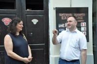 გიორგი პაპუაშვილმა სადავო სახლი პირვანდელ მესაკუთრეს - როლანდ ბლადაძეს დაუბრუნა 