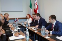 გენადი არველაძემ და გიორგი ჩიქოვანმა იტალიელ კოლეგასთან ორმხრივი ეკონომიკური თანამშრომლობის მიმართულებები განიხილეს