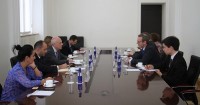 საგარეო საქმეთა მინისტრი გაერთიანებული სამეფოს საგარეო და თანამეგობრობის ოფისის მუდმივ მდივანს შეხვდა