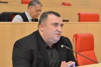რატი იონათამიშვილი მირანდა ერემაძეს: სამართლიანია თუ არა, როდესაც პასუხისგებაში მიცემული პირი უფლებადამცველებს მოწინააღმდეგე მხარისთვის კითხვების დასმის უფლება არ ეძლევათ? რატი იონათამიშვილი მირანდა ერემაძეს: სამართლიანია თუ არა, როდესაც პასუხისგებაში მიცემული პირი უფლებადამცველებს მოწინააღმდეგე მხარისთვის კითხვების დასმის უფლება არ ეძლევათ?