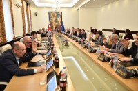 პარლამენტის პლენარულ სხდომათა დარბაზს ზვიად გამსახურდიას სახელი მიენიჭა