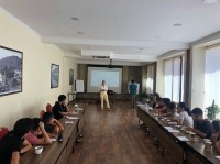 გარემოსდაცვითი ინფორმაციისა და განათლების ცენტრის წარმომადგენელი კაჭრეთში საზაფხულო ბანაკის მონაწილეებს შეხვდა
