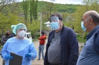 სოფელ მუშევანში ეპიდემიოლოგები კორონავირუსით ინფიცირებულთა კონტაქტების მოძიების სამუშაოებს აწარმოებენ