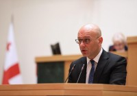 2020 წლის იანვრიდან თეატრებსა და მუზეუმებში დასაქმებულთა ხელფასები საშუალოდ 100 ლარით გაიზრდება 2020 წლის იანვრიდან თეატრებსა და მუზეუმებში დასაქმებულთა ხელფასები საშუალოდ 100 ლარით გაიზრდება