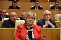 გუგული მაღრაძე სკოლებში გამოცდების გაუქმებას მხარs უჭერს