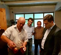 ზაზა გაბუნიამ შუახევის მუნიციპალიტეტში მეწარმე ოჯახები მოინახულა
