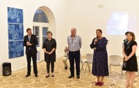 სოფიო ხუნწარია თბილისი-ბრისტოლის დაძმობილებისადმი მიძღვნილ გამოფენას დაესწრო