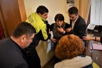 სხდომათა დარბაზში მოწამლული ადამიანების შესახებ პარლამენტი განცხადებას ავრცელებს სხდომათა დარბაზში მოწამლული ადამიანების შესახებ პარლამენტი განცხადებას ავრცელებს