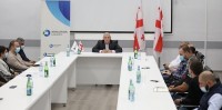 საბაჟო დეპარტამენტის უფროსის მოადგილე იმპორტიორი კომპანიების წარმომადგენლებს შეხვდა