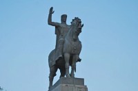 	ვახტანგ გორგასლის ძეგლის გაწმენდის სამუშაოები იწყება