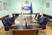 რუსლან აბაშიძე ლიეტუვის ელჩს შეხვდა