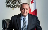 პრეზიდენტი დღეს მმართველ გუნდს შეხვდება