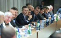 ბიძინა ივანიშვილი იმერეთის რეგიონული ორგანიზაციების წარმომადგენლებს შეხვდა ბიძინა ივანიშვილი იმერეთის რეგიონული ორგანიზაციების წარმომადგენლებს შეხვდა