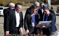 საქართველოში ვიზიტით მყოფი ამერიკელი კონგრესმენები საოკუპაციო ხაზთან მდებარე სოფელ ოძისს ეწვივნენ საქართველოში ვიზიტით მყოფი ამერიკელი კონგრესმენები საოკუპაციო ხაზთან მდებარე სოფელ ოძისს ეწვივნენ