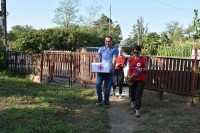 ლანჩხუთში, სტიქიით დაზარალებულ და შეჭირვებულ ოჯახებს სასურსათო და ჰიგიენური ამანათები გადასცეს