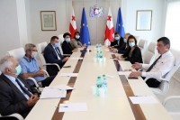 უწყებათაშორისი საკოორდინაციო საბჭო ბიზნესს და მოქალაქეებს მოუწოდებს, მაქსიმალურად დაიცვან რეკომენდაციები, რათა დამატებითი რეგულაციების დაწესების საჭიროება არ დადგეს
