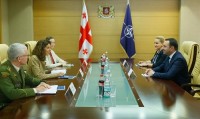 თავდაცვის მინისტრი ნატოს სამეკავშირეო ოფისის ხელმძღვანელს შეხვდა