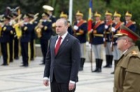 პრემიერმა რუმინეთის დამოუკიდებლობისთვის დაღუპულ მებრძოლთა ხსოვნას პატივი მიაგო