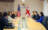 შინაგან საქმეთა მინისტრი აშშ-ის ელჩის მოვალეობის შემსრულებელს, ელიზაბეთ რუდს შეხვდა შინაგან საქმეთა მინისტრი აშშ-ის ელჩის მოვალეობის შემსრულებელს, ელიზაბეთ რუდს შეხვდა