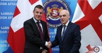 შვეიცარიის ელჩმა დავით ზალკანიანს რწმუნებათა სიგელების ალსები გადასცა