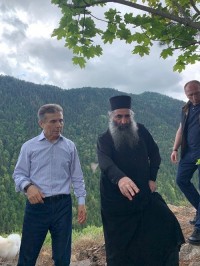 ბიძინა ივანიშვილმა აბასთუმანში მდებარე თამარის ციხე დაათვალიერა