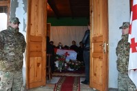 აფხაზეთში დაღუპული თამაზ ტყეშელაშვილის ცხედარი გურიაში გადაასვენეს